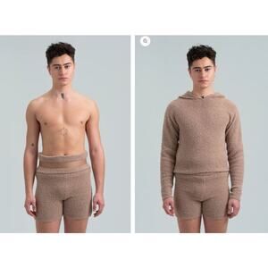 New NWT Fang Light Terry Cloth‎ Essentials Shorts Size 1